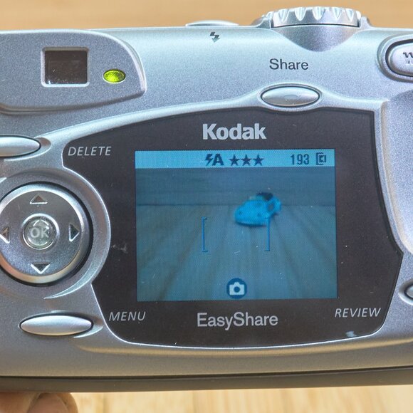 Kodak EasyShare DX4330 3MP Digital Camera, w/ 3x Optical Zoom - Picture 5 of 7